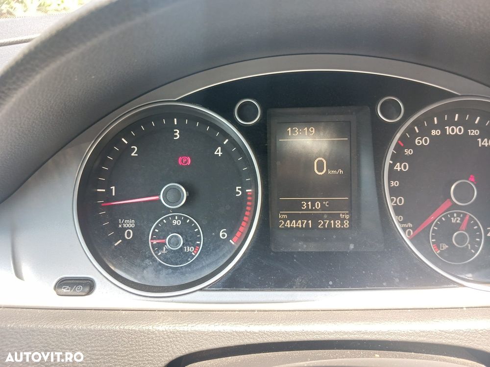 Volkswagen Passat - 9