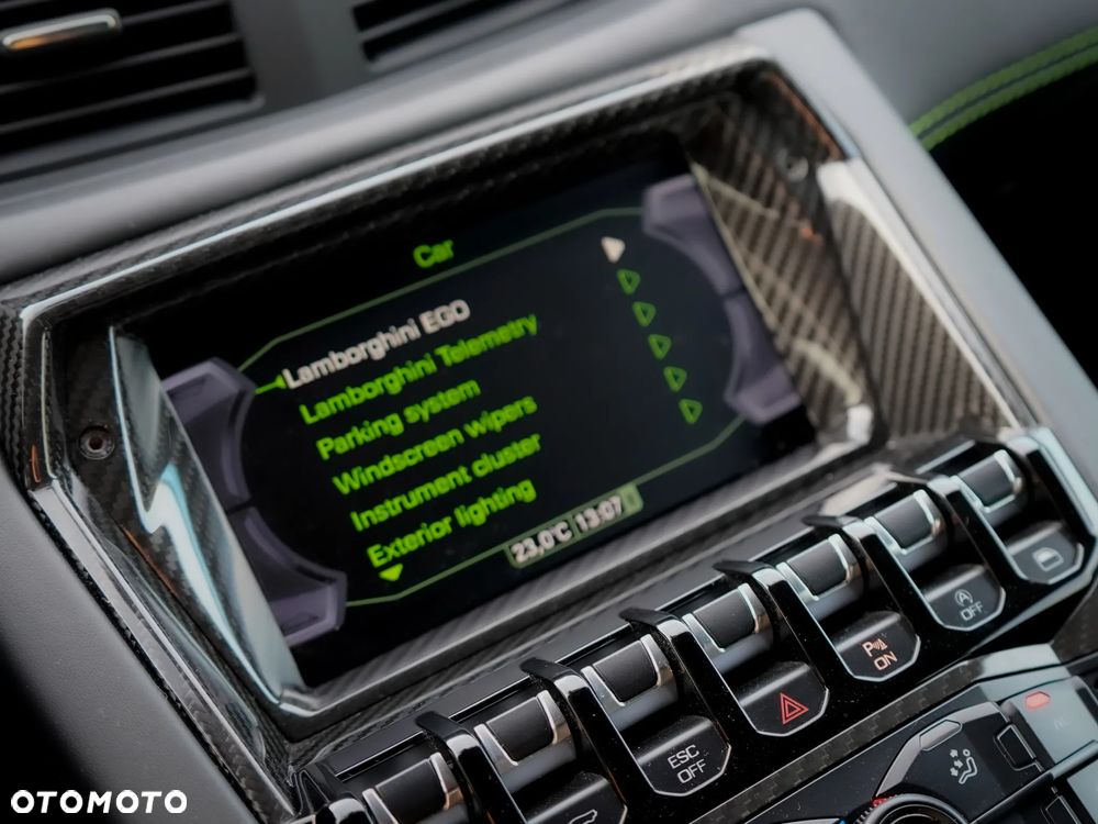 Lamborghini Aventador - 22