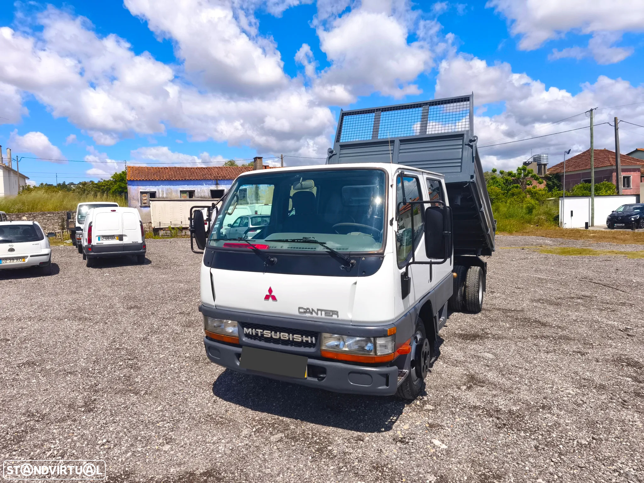 Mitsubishi Canter - 2