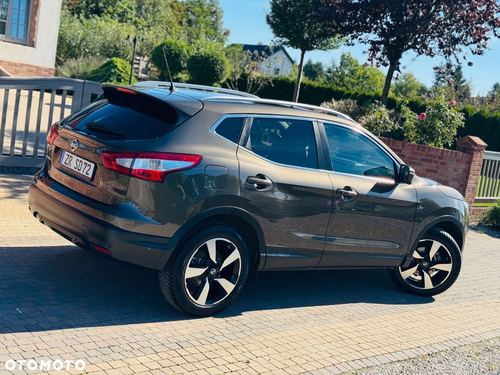 Nissan Qashqai 1.2 DIG-T TEKNA+ - 26