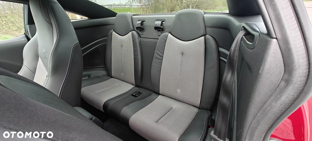 Peugeot RCZ 2.0 HDi FAP 160 - 21