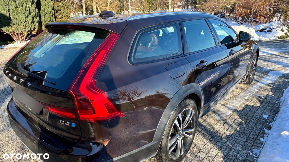 Volvo V90 Cross Country D4 AWD Pro - 4