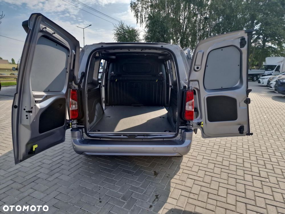 Toyota PROACE CITY - 11