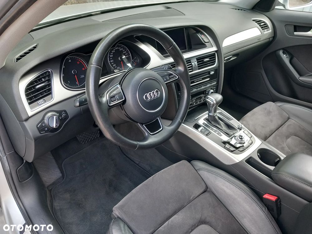 Audi A4 Avant 2.0 TDI DPF multitronic S line Sportpaket - 14