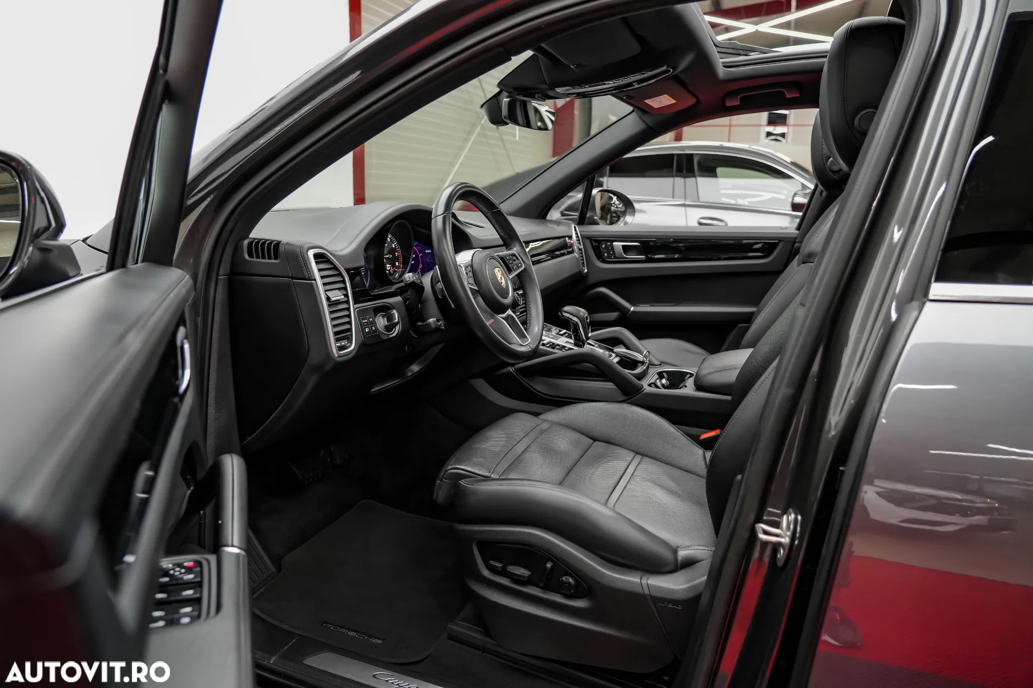 Porsche Cayenne E-Hybrid Tiptronic S Platinum Edition - 8