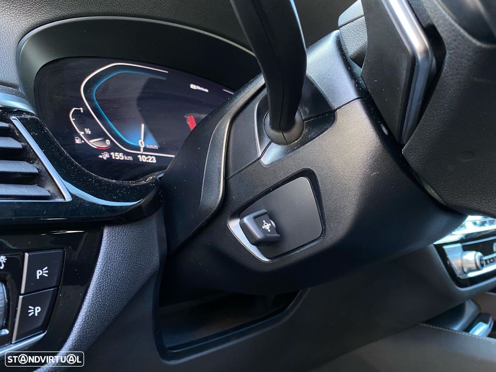 BMW 530 e Pack Desportivo M - 17