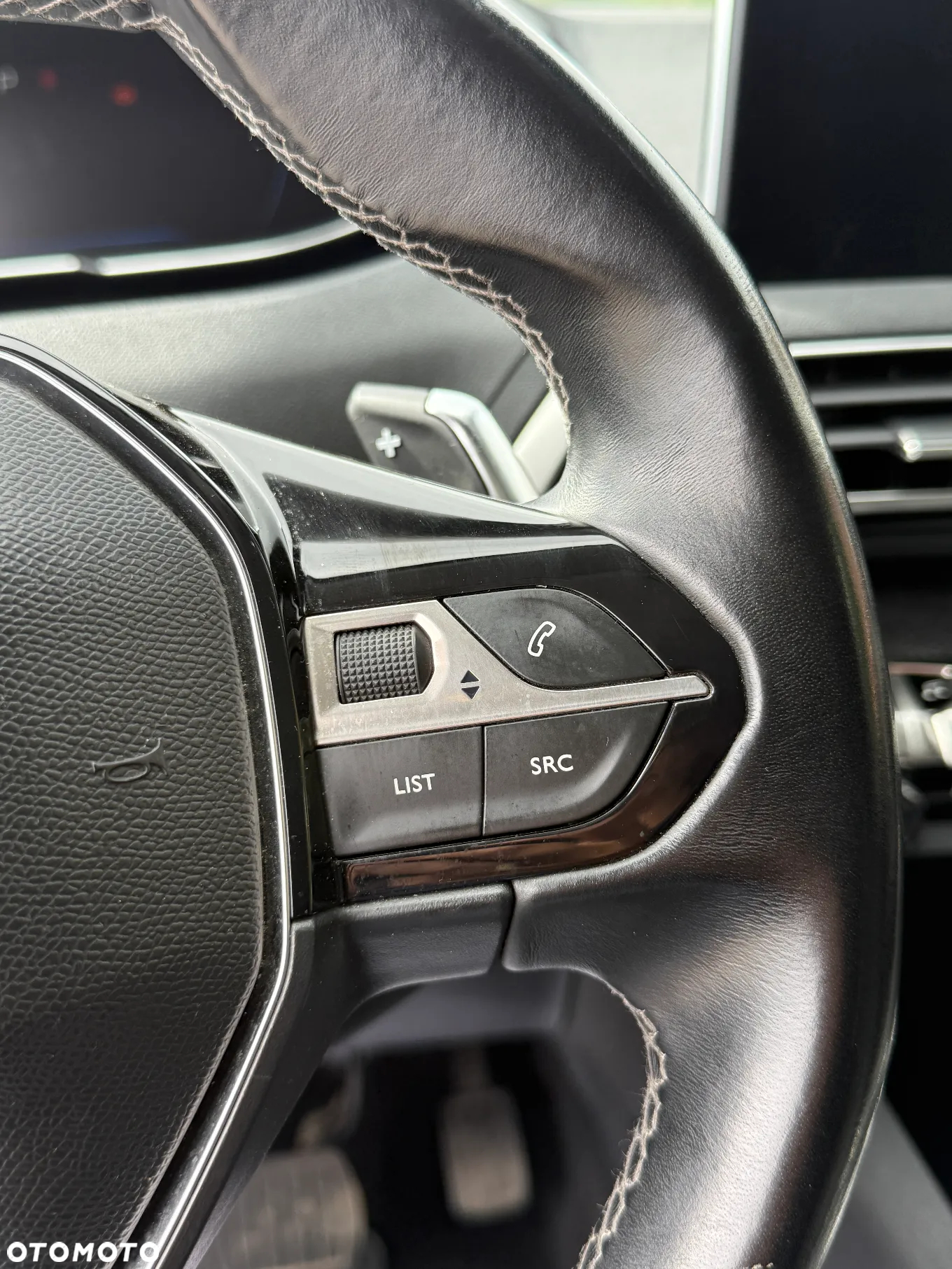 Peugeot 3008 PureTech 130 Stop & Start EAT6 Allure - 27