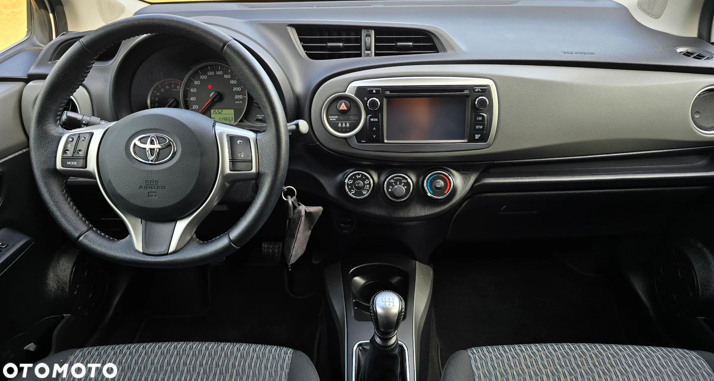Toyota Yaris - 22