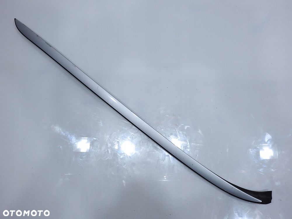 LISTWA SZYBY CZOŁOWEJ PRAWA 354/7 BMW E90 E91 - 2