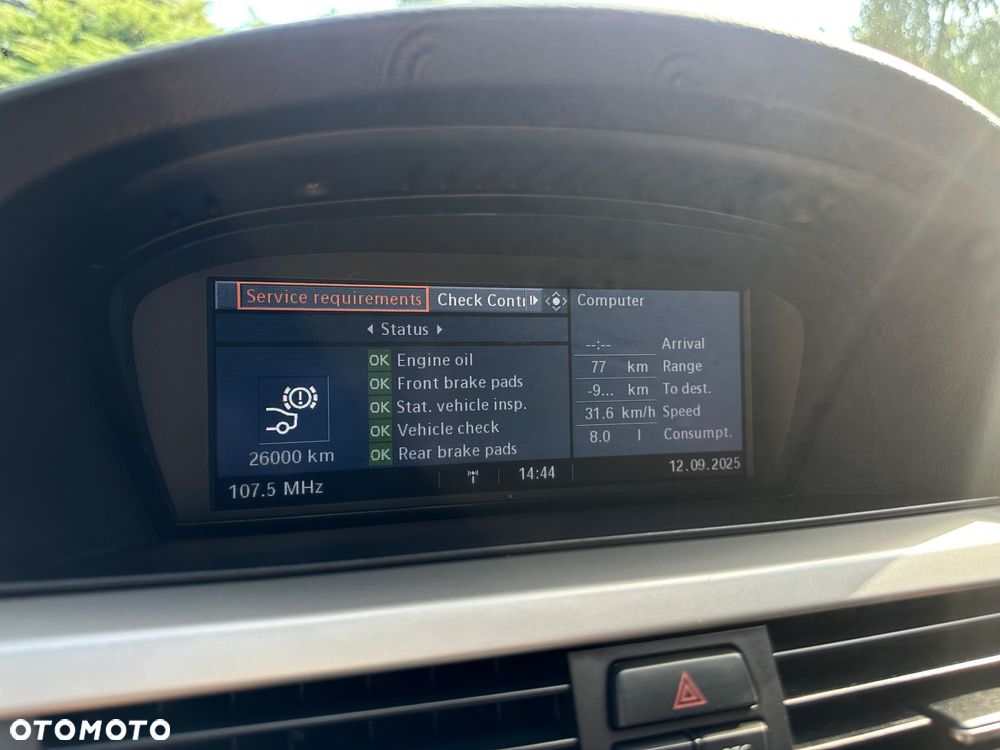 BMW Seria 3 318d - 18
