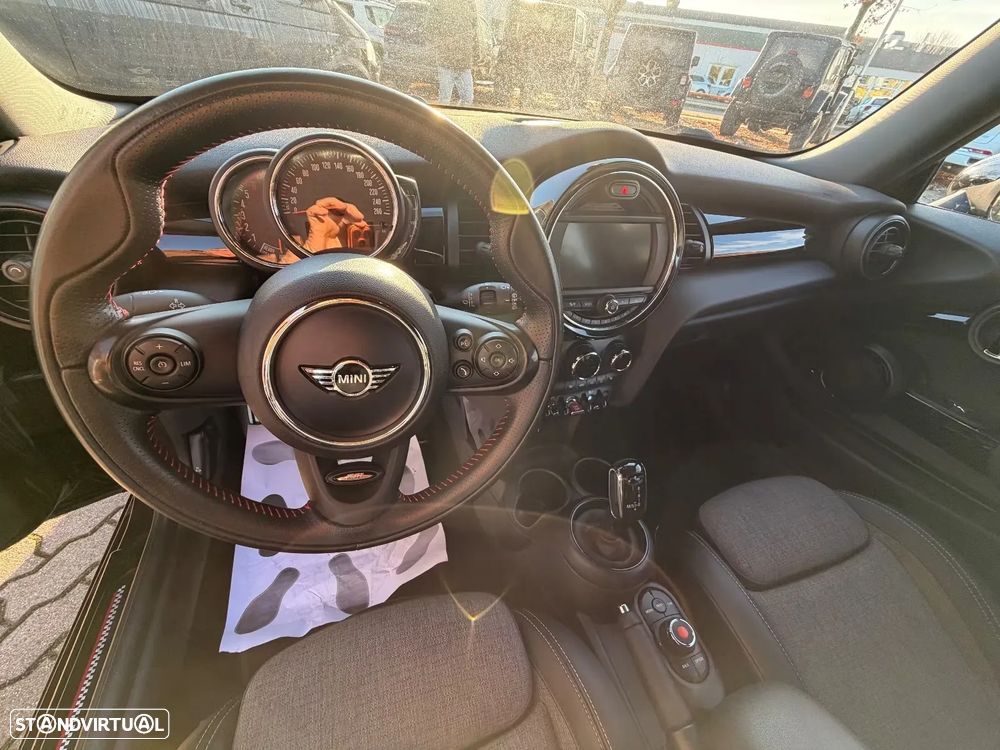 MINI 3 Portas Cooper D Aut. - 3