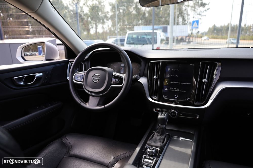 Volvo V60 Cross Country 2.0 D4 Geartronic - 11