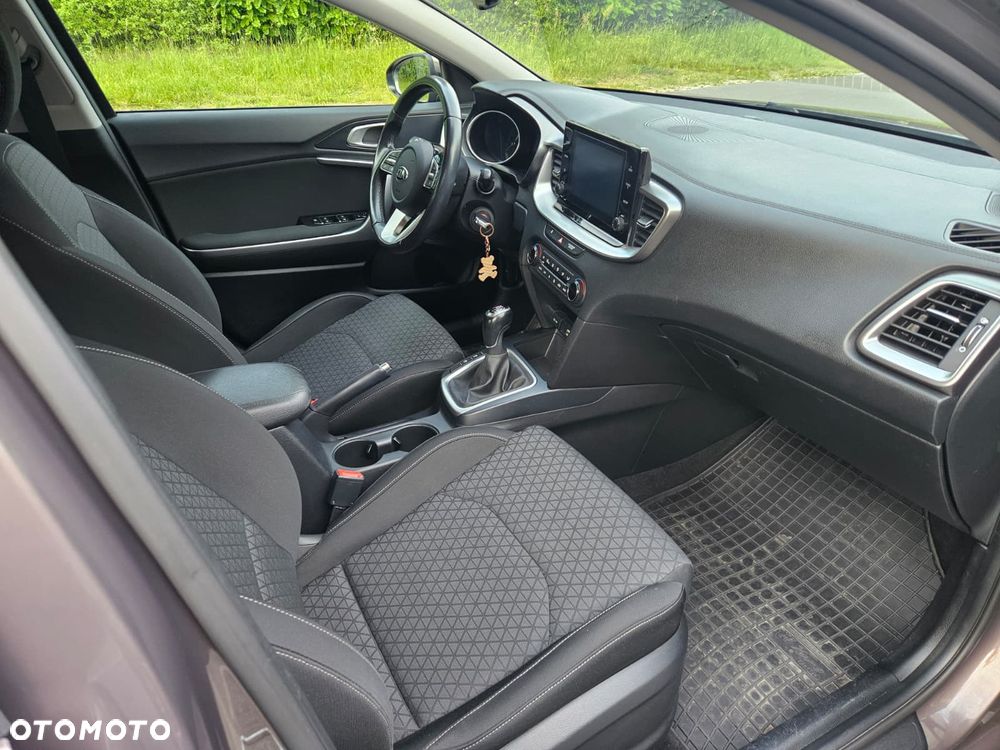 Kia Ceed 1.0 T-GDI M - 12