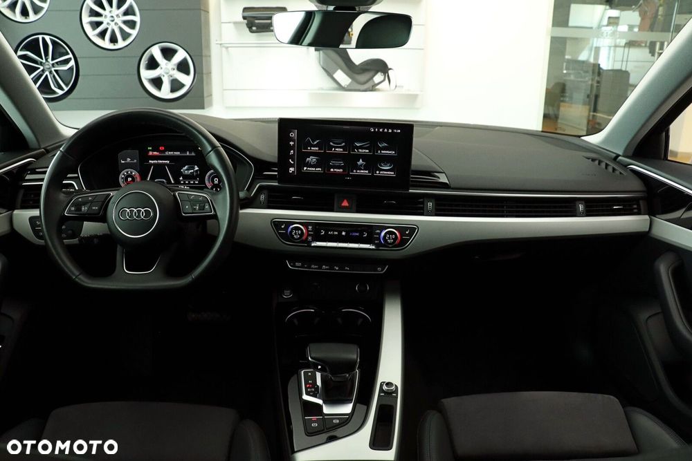 Audi A4 Limousine - 19