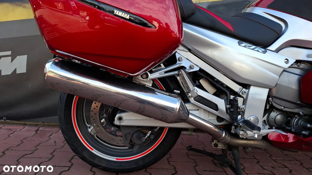Yamaha FJR - 9