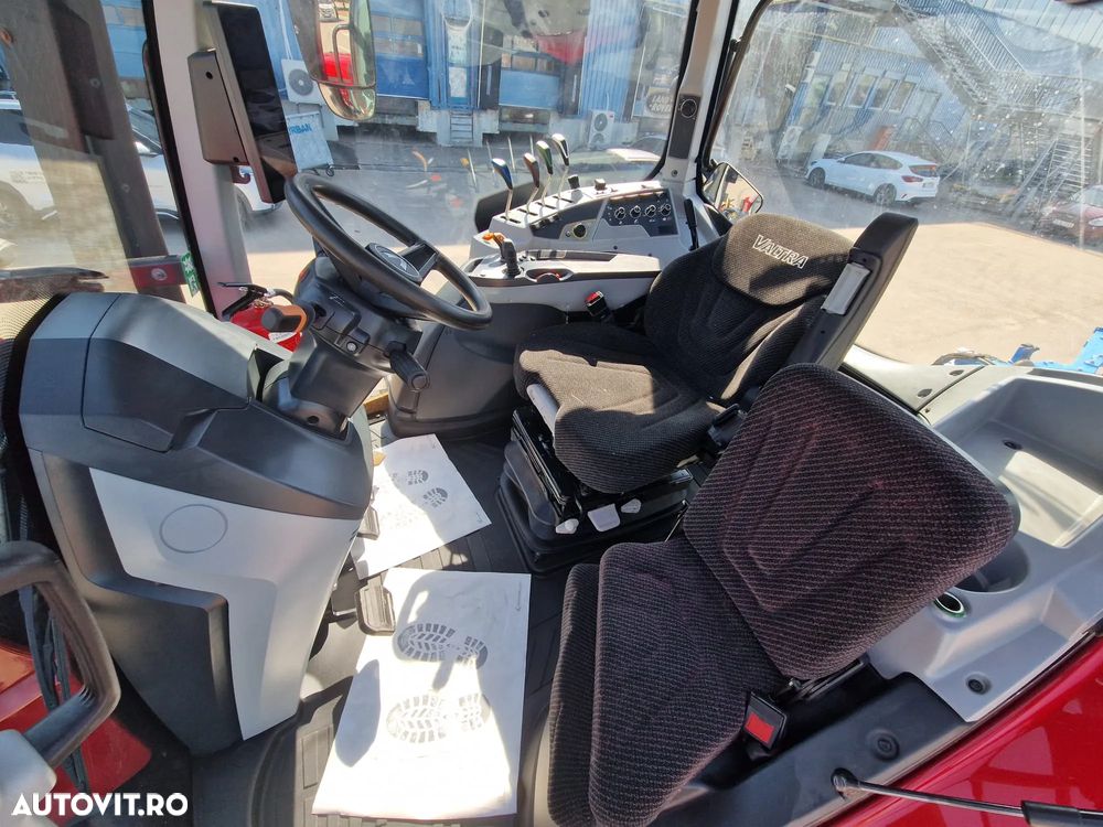 Valtra T 235A TRACTOR AGRICOL 4x4 - 24