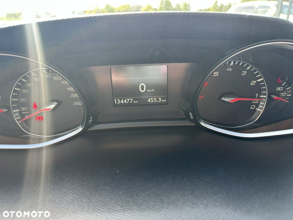 Peugeot 308 - 14