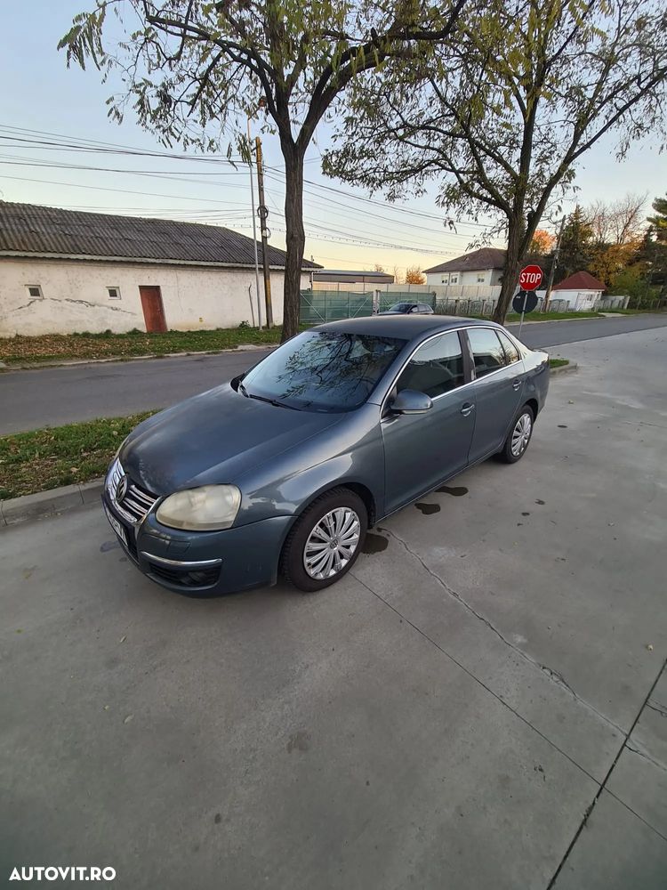Volkswagen Jetta 1.9 TDI Trendline - 9