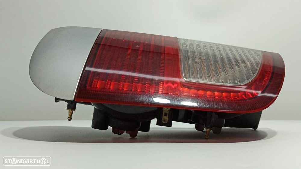 FAROLIM TRASEIRO ESQUERDO SSANGYONG KYRON 200 XDI LIMITED - 4