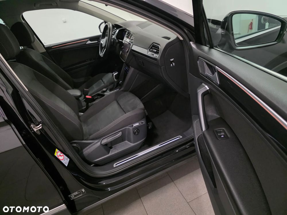 Volkswagen Tiguan 2.0 TSI 4Mot Elegance DSG - 29