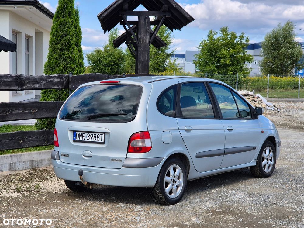 Renault Scenic 1.6 16V Alize - 3