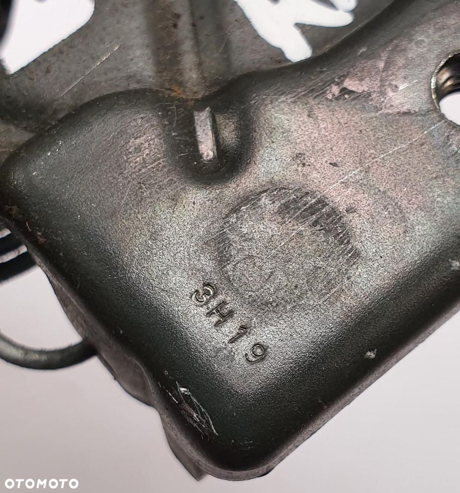 ZAMEK MASKI MAZDA RX-8 - 4