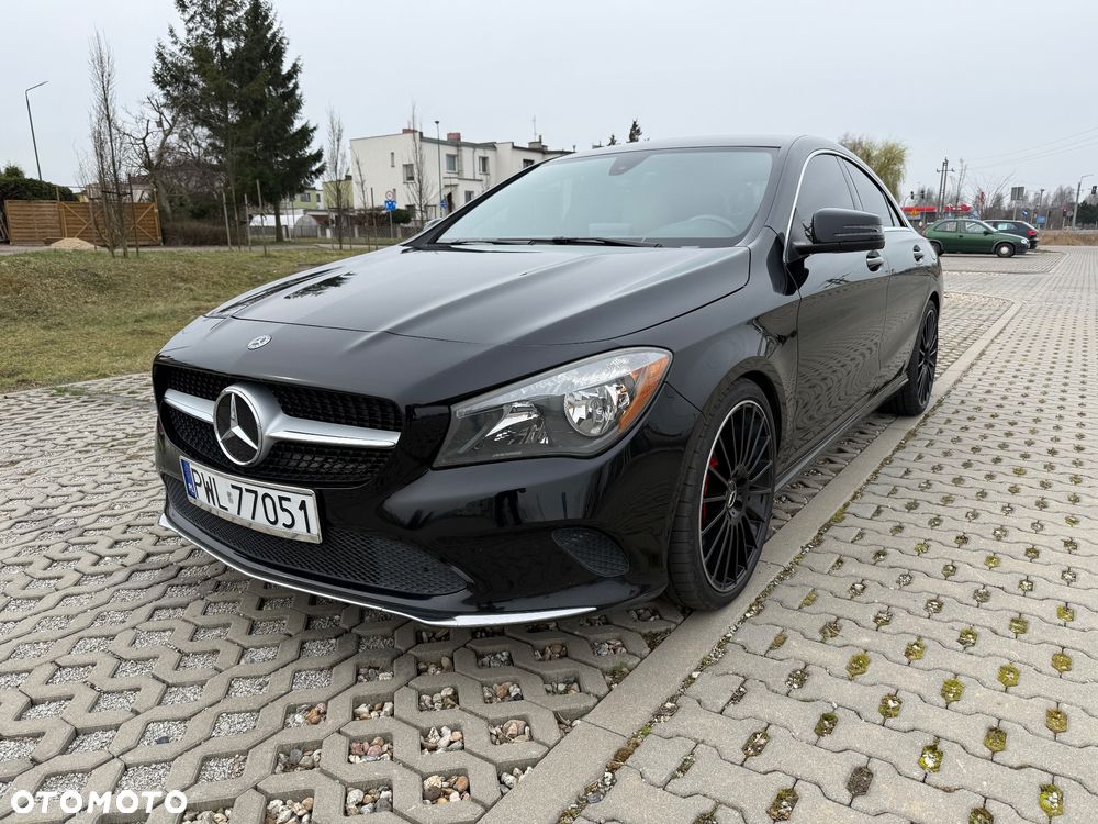 Mercedes-Benz CLA 250 7G-DCT Sport - 4