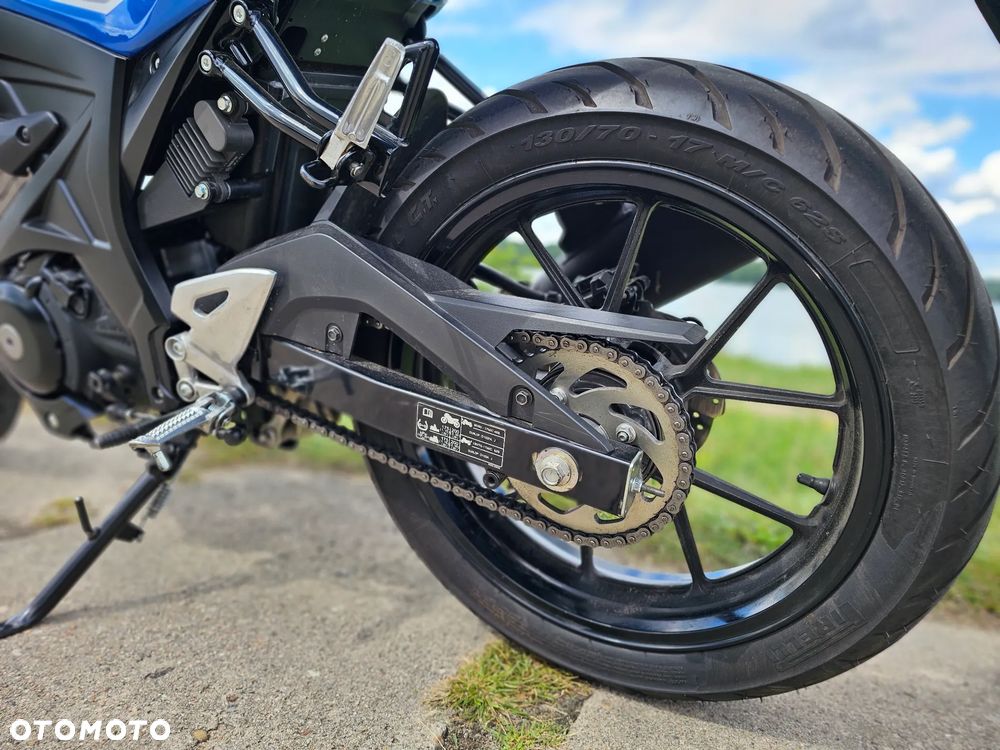 Suzuki GSX - 34