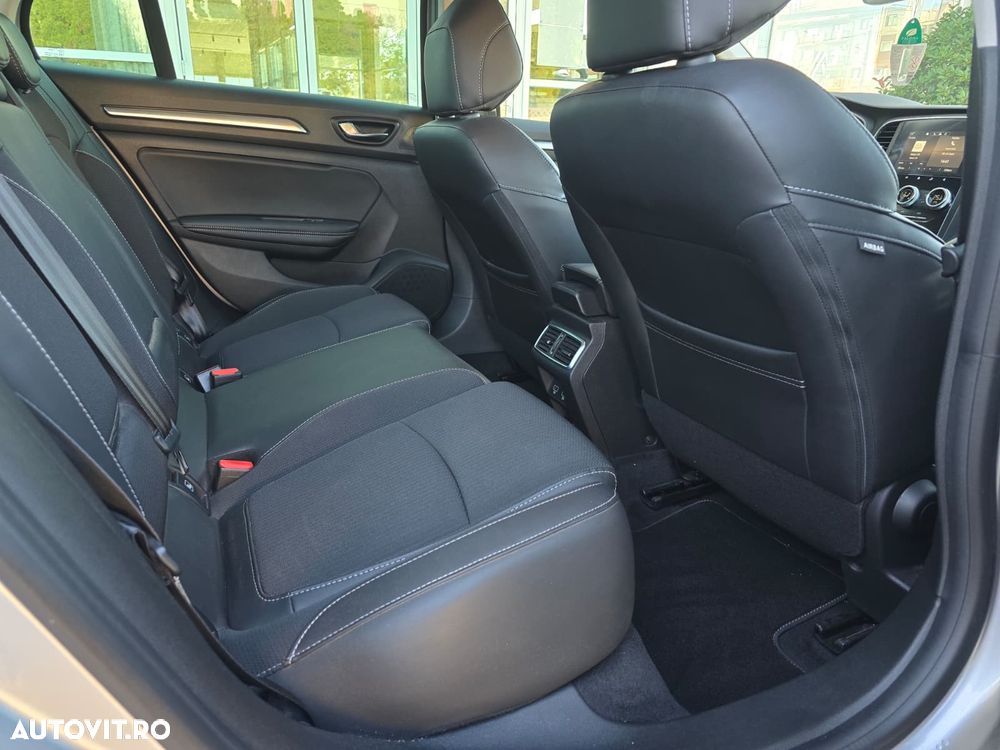 Renault Megane TCe 140 EDC GPF Techno - 13