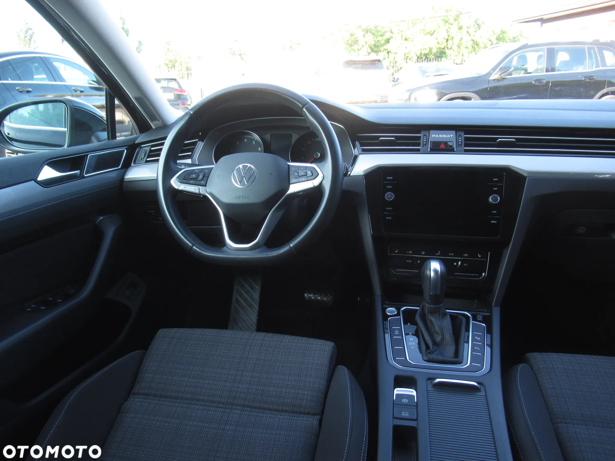 Volkswagen Passat 2.0 TSI Business DSG - 11