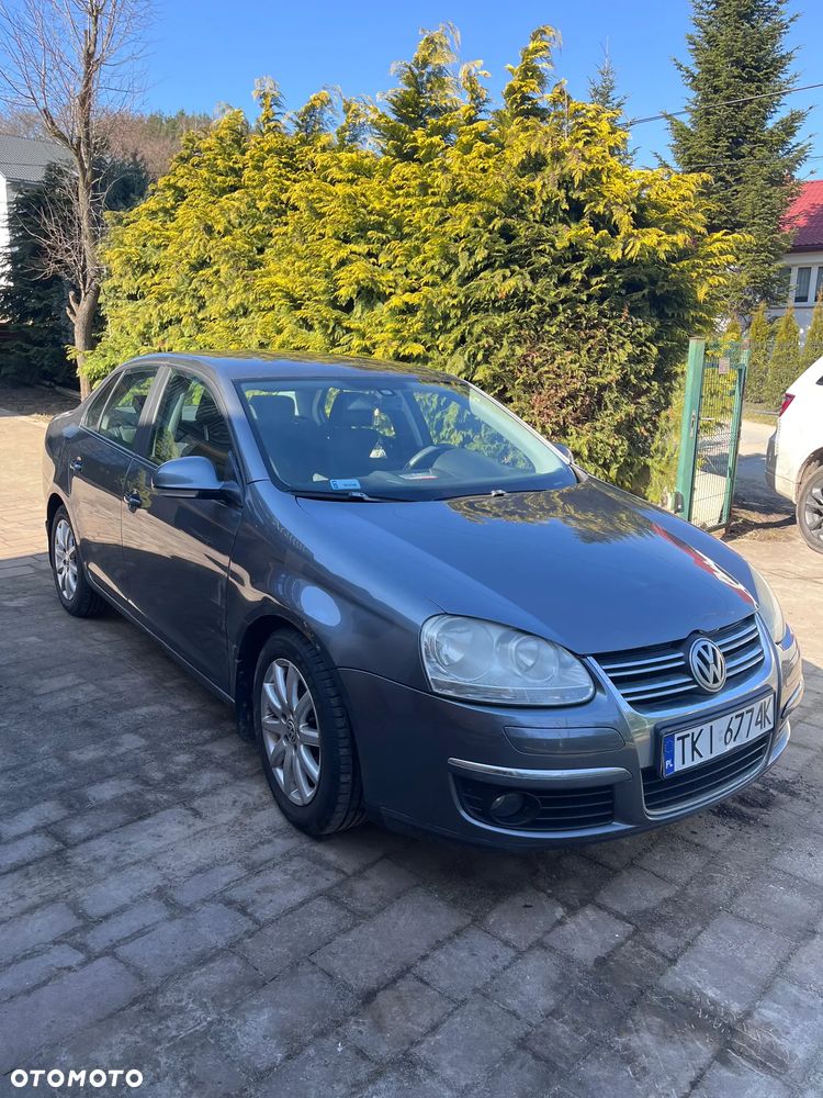 Volkswagen Jetta 1.9 TDI Trendline - 6