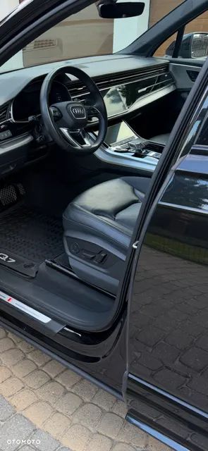 Audi Q7 - 16