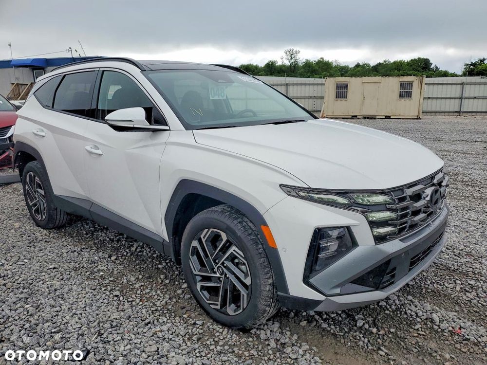 Hyundai Tucson - 1