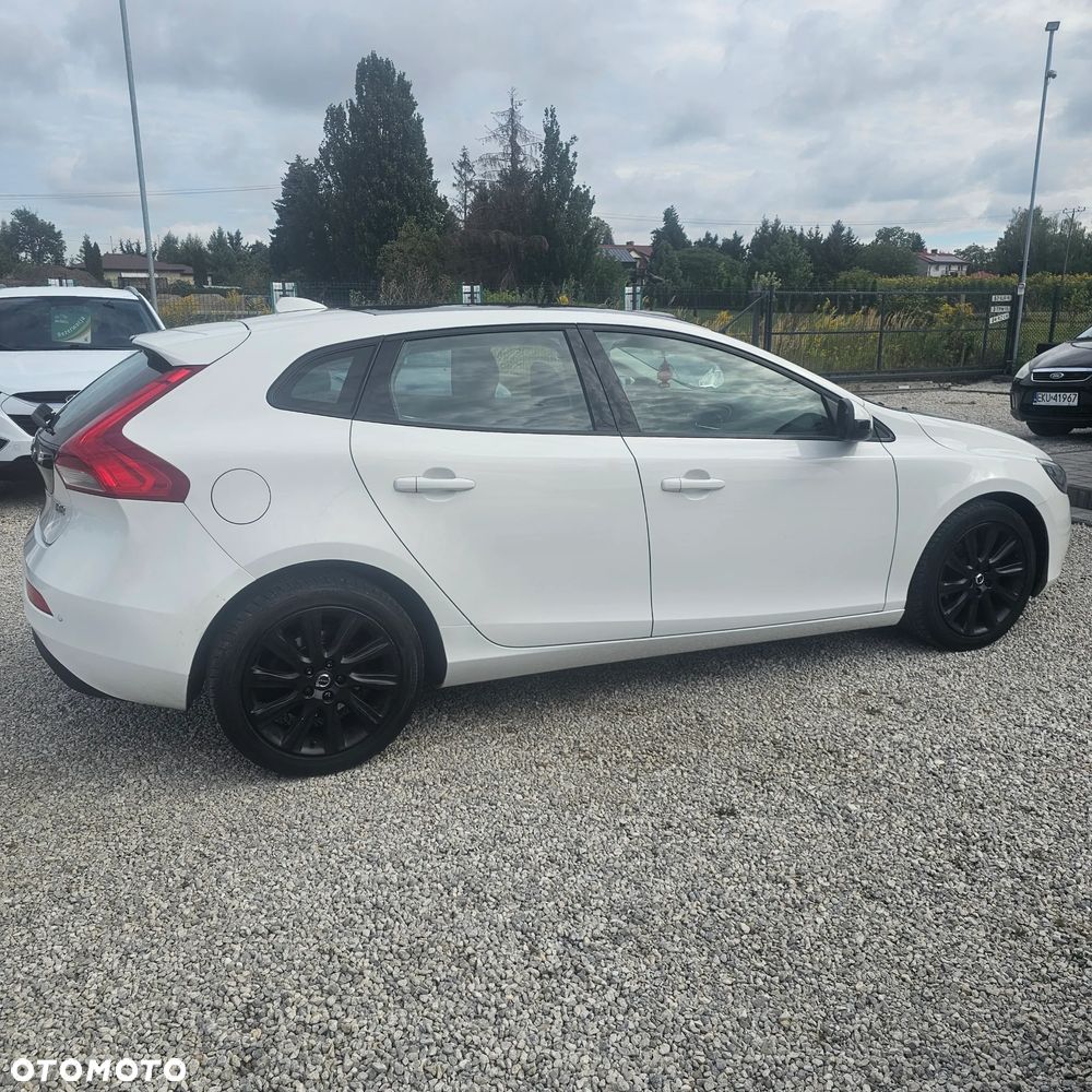 Volvo V40 D2 Kinetic - 11