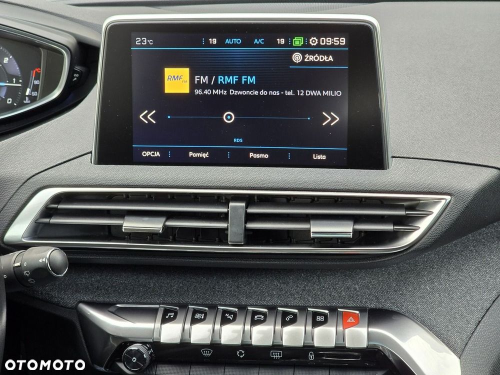 Peugeot 5008 2.0 BlueHDI Crossway S&S - 39
