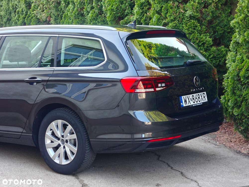 Volkswagen Passat 2.0 TDI SCR DSG Comfortline - 17