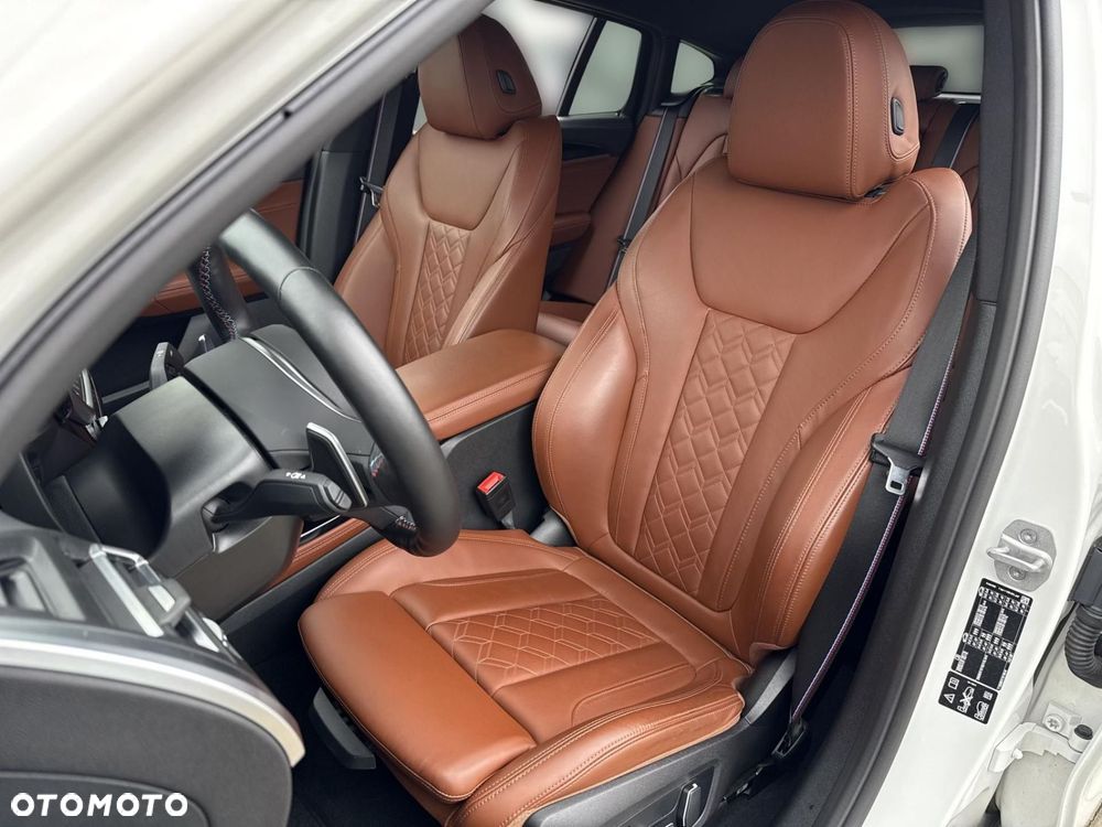 BMW X4 xM40d mHEV - 8