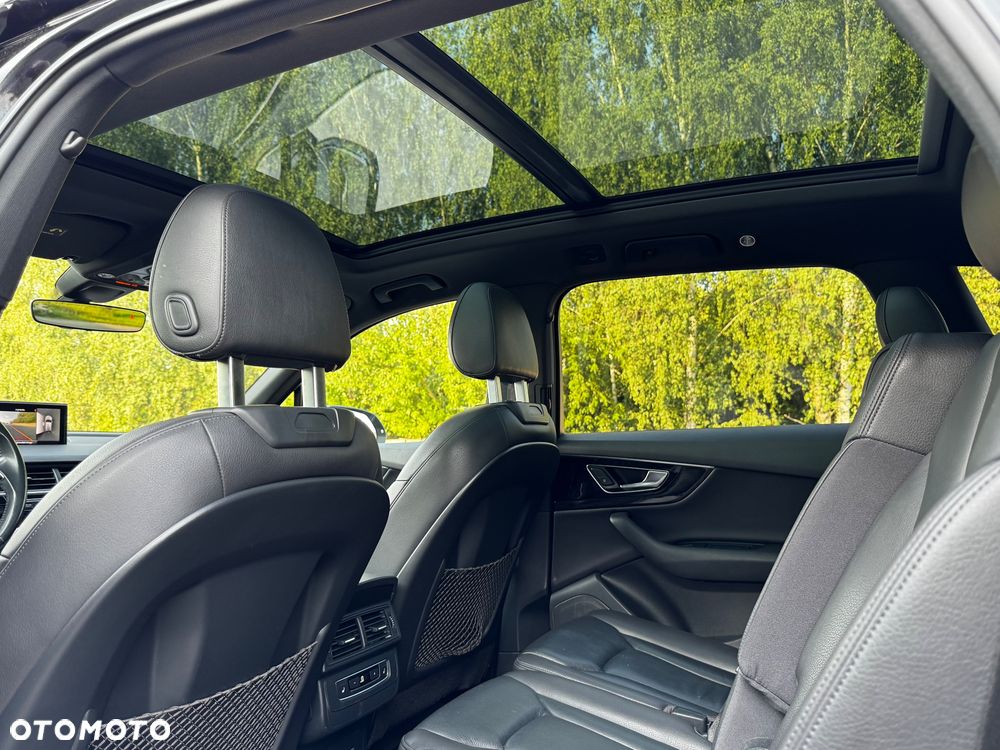 Audi Q7 - 30