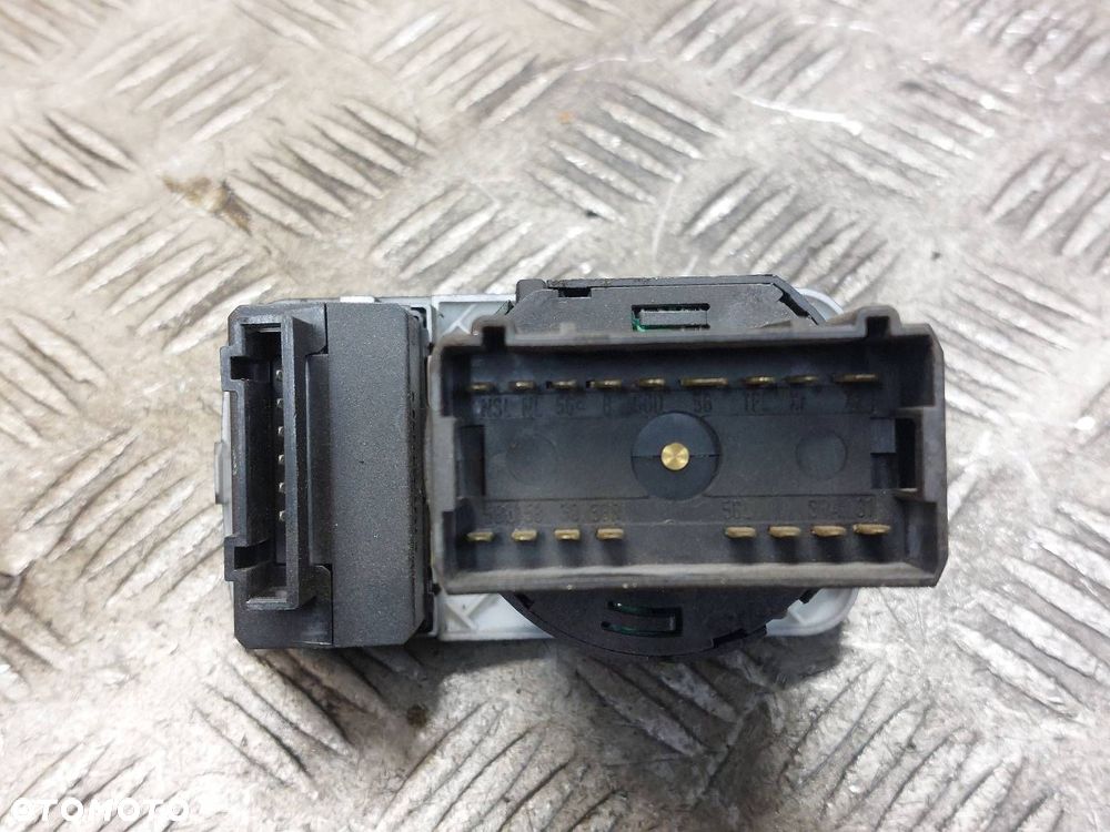 PRZEŁĄCZNIK ŚWIATEŁ  AUDI A3 8L 8L1941531E - 3