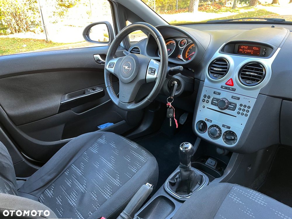 Opel Corsa 1.2 16V EcoFLEX Easytronic Innovation - 6