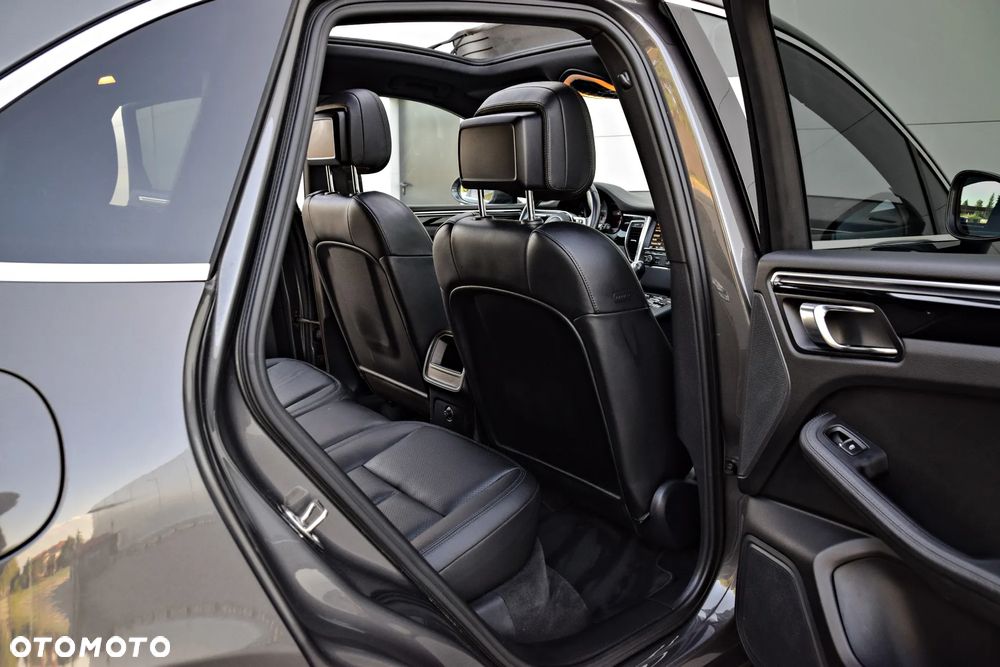 Porsche Macan S - 22