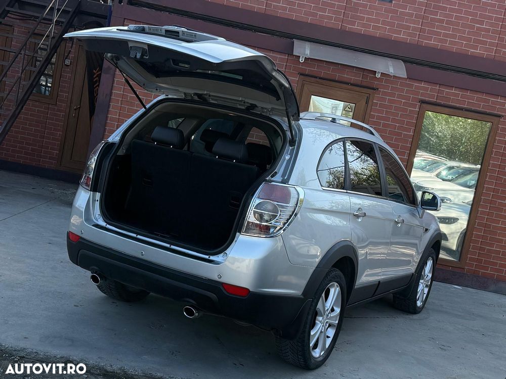 Chevrolet Captiva 2.2D AWD 7 locuri Aut. LTZ - 23