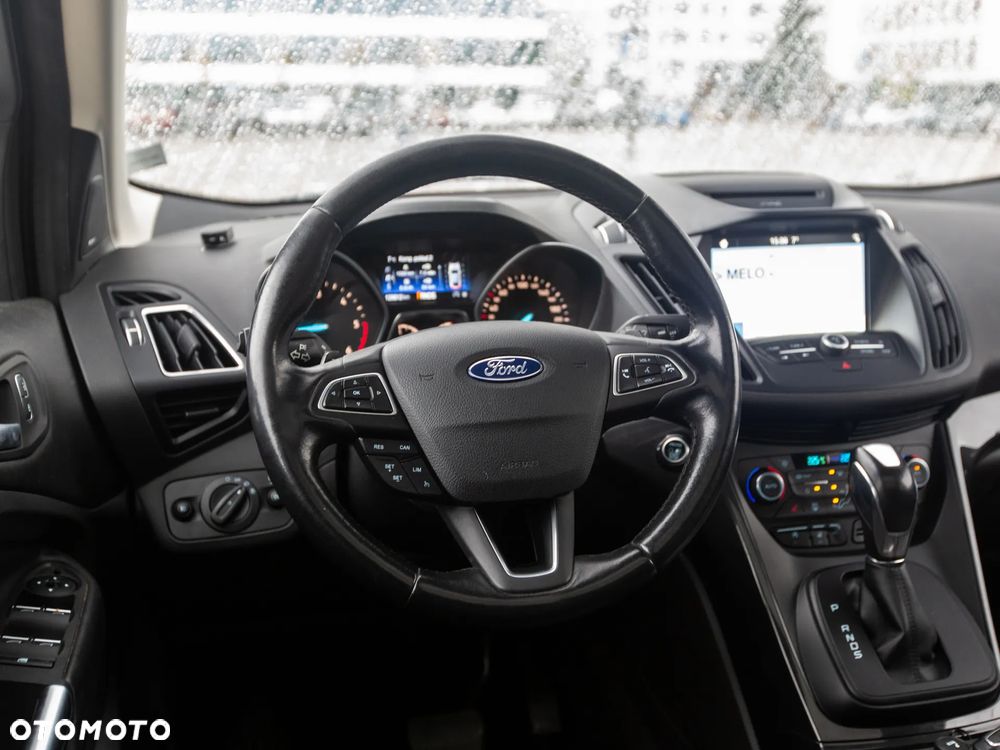 Ford Kuga 2.0 TDCi 4x4 Titanium - 26