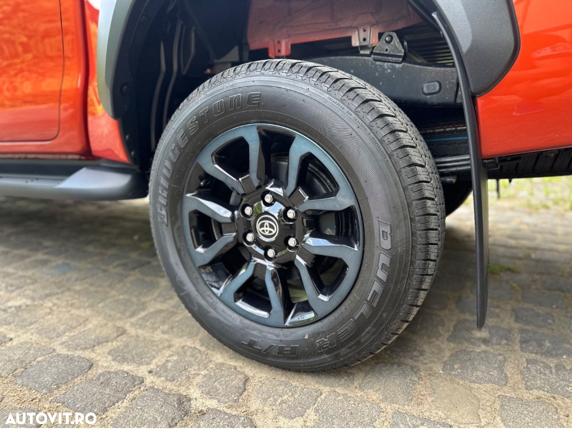 Toyota Hilux 2.8D 204CP 4x4 Double Cab AT Invincible - 27