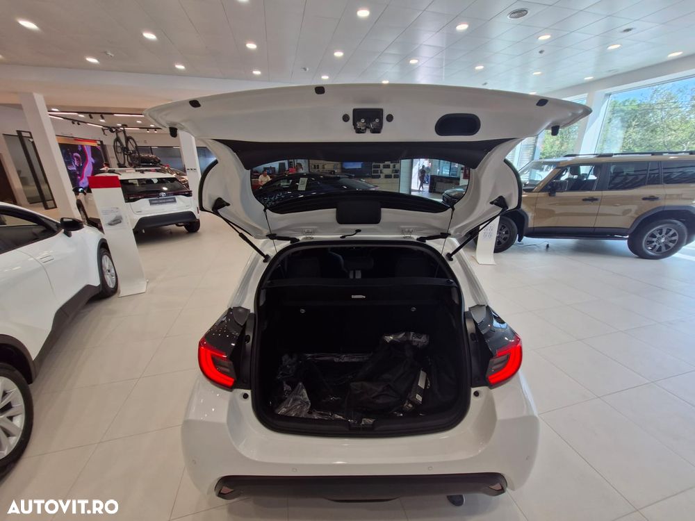 Toyota Yaris - 21