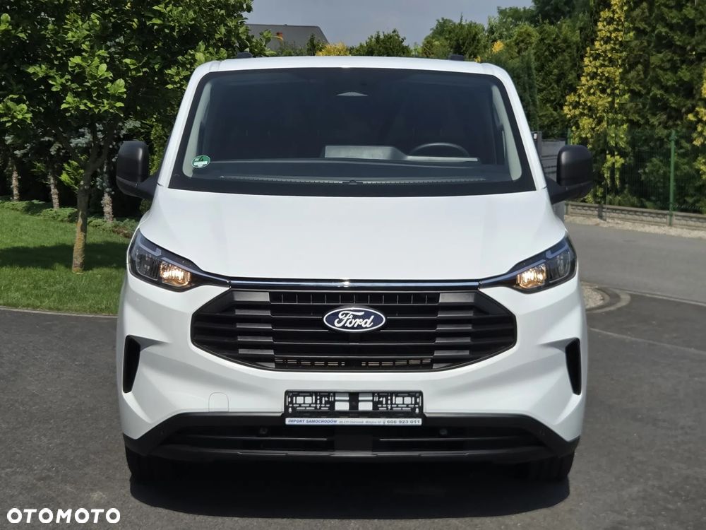 Ford TRANSIT CUSTOM - 2