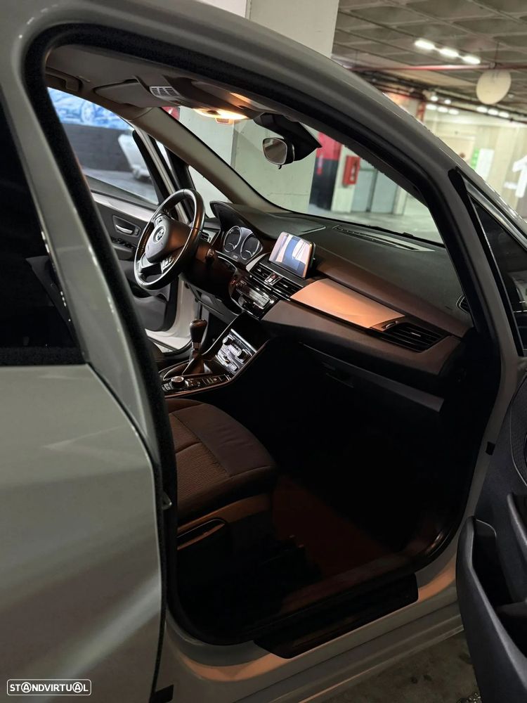 BMW 214 Active Tourer d Advantage - 8