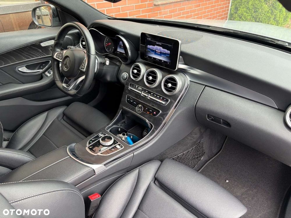 Mercedes-Benz Klasa C 250 d 4Matic 9G-TRONIC - 7