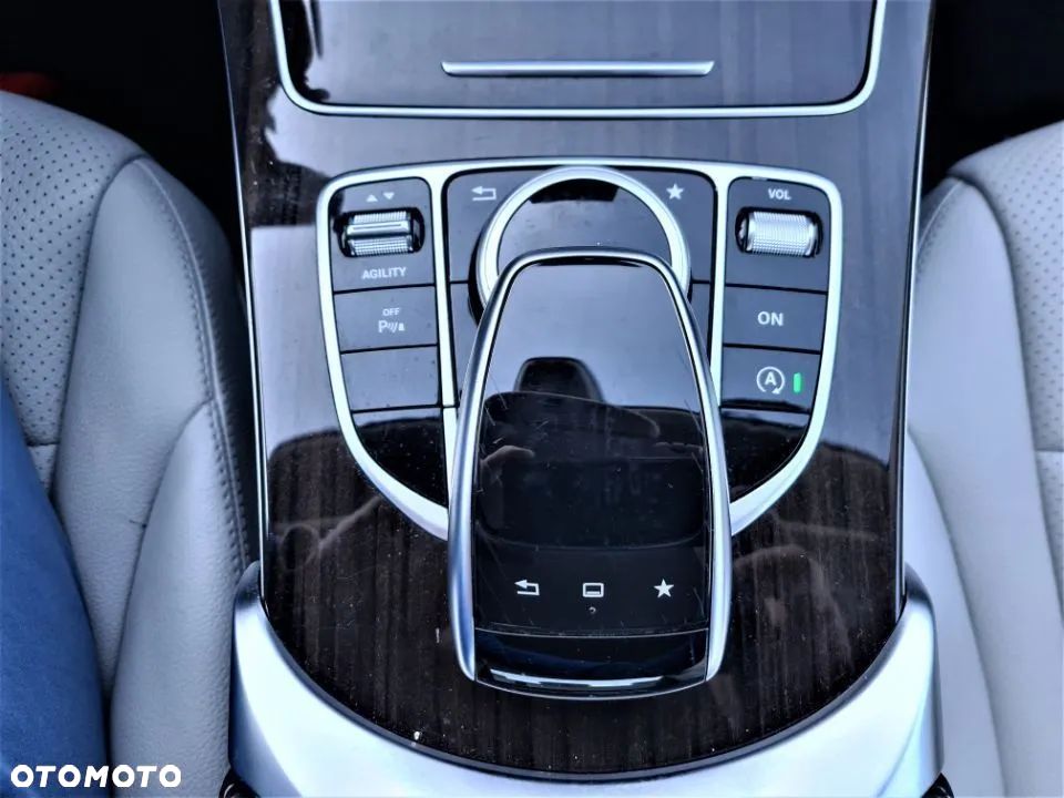 Mercedes-Benz Klasa C 180 7G-TRONIC - 14
