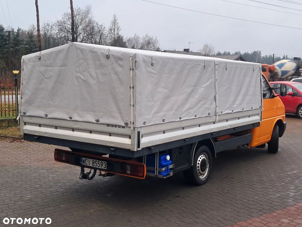 Volkswagen Transporter - 7